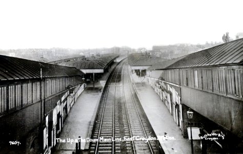 East Croydon station (postcard) photo