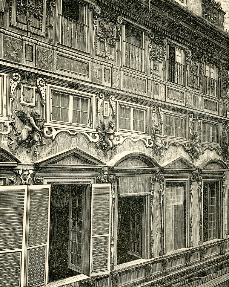 Genova Particolari della facciata del palazzo Imperiali