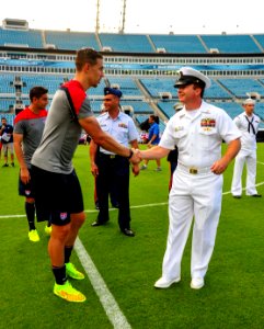 Geoff Cameron USMNT shaking hands