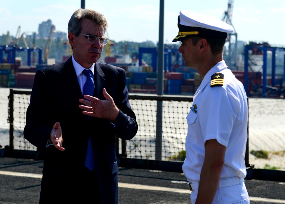 Geoffrey Pyatt and Ethan Rule 160724-N-TI017-357 (28494078750)