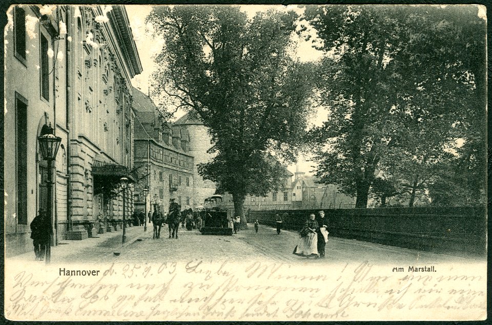 Georg Kugelmann PC 0229 Hannover Am Marstall Bildseite v.l. Festssal, Altes Zeughaus, Beginenturm, Sommerbrücke zur Leineinsel Klein-Venedig., davor Pferde, Kinder, Freuen Am Hohen Ufer
