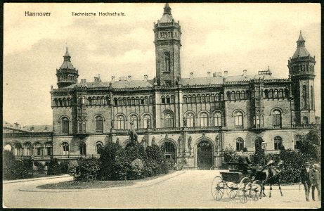 Georg Kugelmann PC 0271 Hannover, Technische Hochschule. Bildseite mit offener Pferdekutsche am Welfengarten