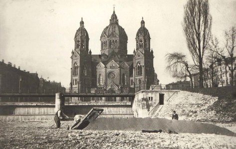 Georg-pettendorfer-lukaskirche-1910 photo