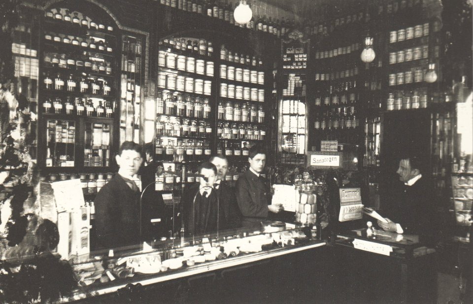 Georg-pettendorfer-thiersch-drogerie-1910