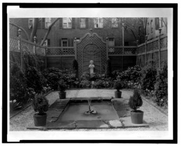 George Hoadly Ingalls house, 154 East 78th Street, New York, New York. View from terrace to garden LCCN2008678819