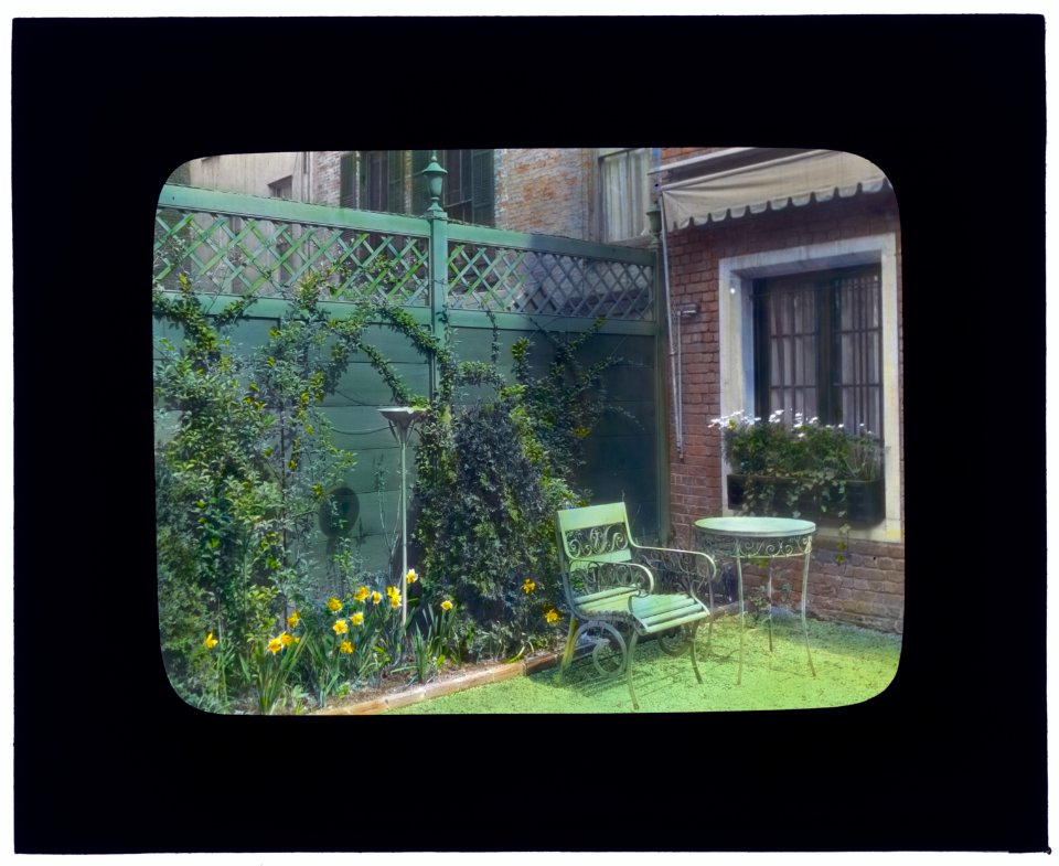 George Hoadly Ingalls house, 154 East 78 Street, New York, New York. View to corner of terrace LCCN2008675947
