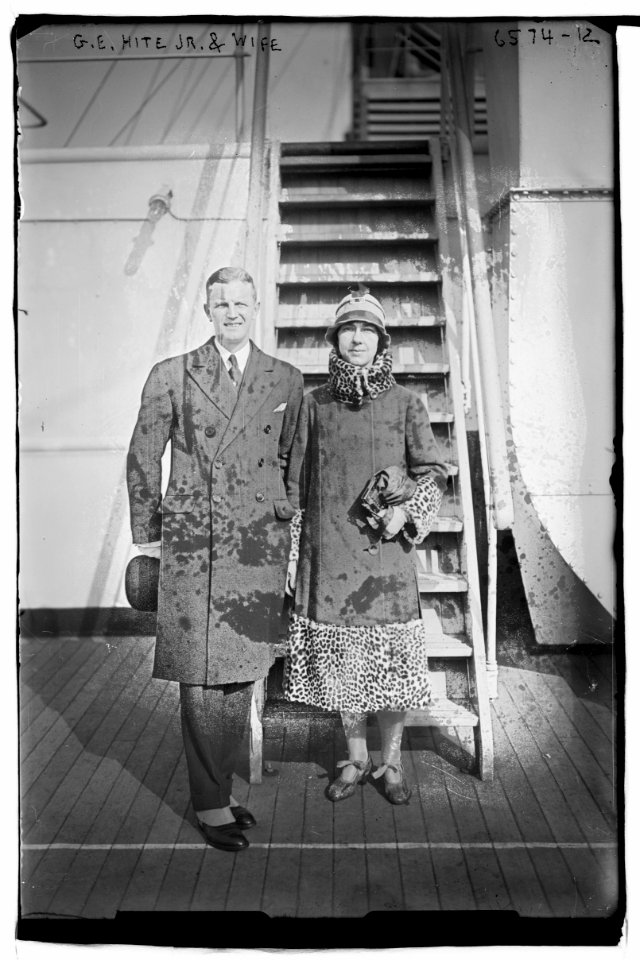 G.E. Hite Jr. & wife LCCN2014719363