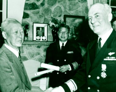 G442097 (16433135594)