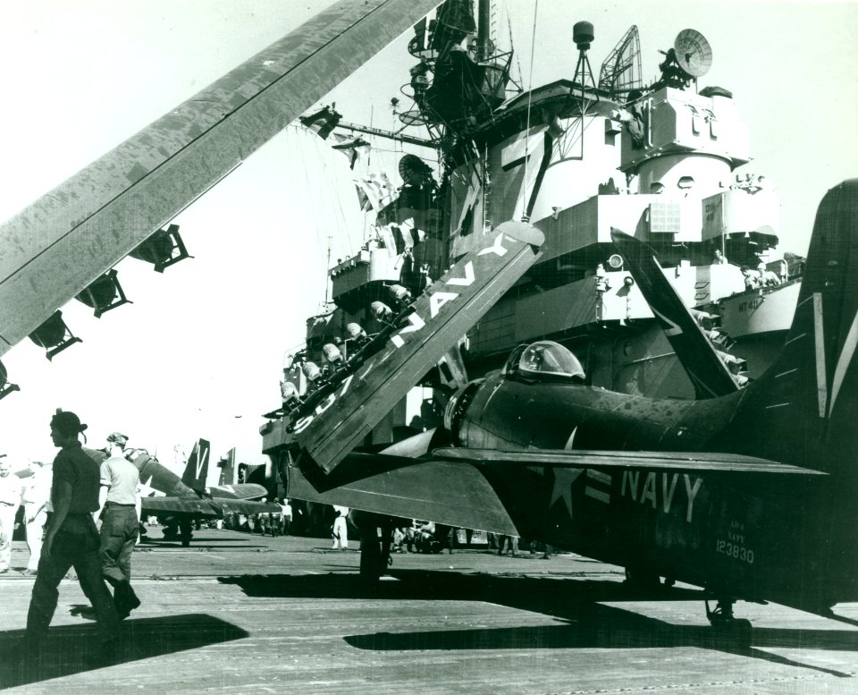 G420928 (16868121879)