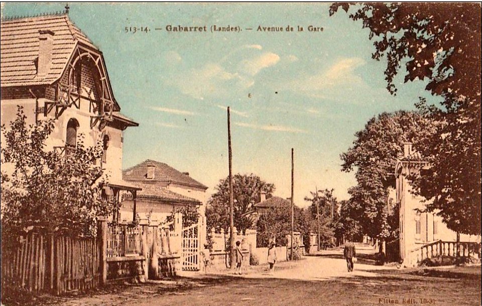 Gabarret (Landes) - avenue de la Gare 1