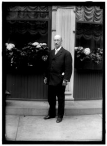 GADDIS, DR. EUGENE LCCN2016866454