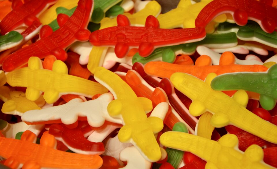 Color gluttony food