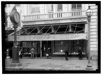 GALT, MRS. EDITH BOLLING. M. WOODROW WILSON, DEC. 18, 1915. HER JEWELRY STORE, 'GALT & BRO' LCCN2016866553