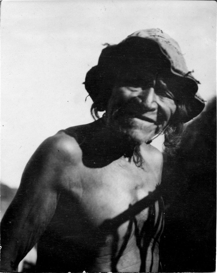 Gammal indian. Gran Chaco, Rio Pilcomayo. Bolivia - SMVK - 004649