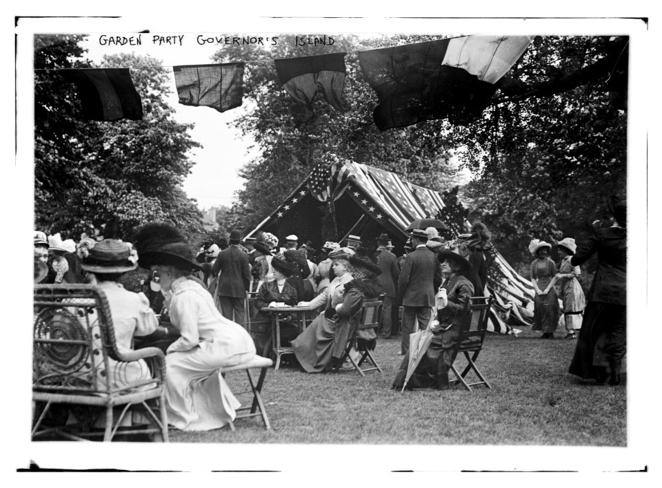 Garden Party, Governor's Island LCCN2014689231
