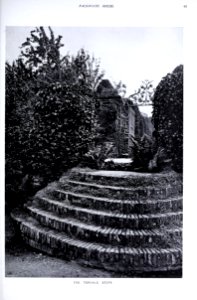 Gardens Old and New Packwood Terrace Steps 0117
