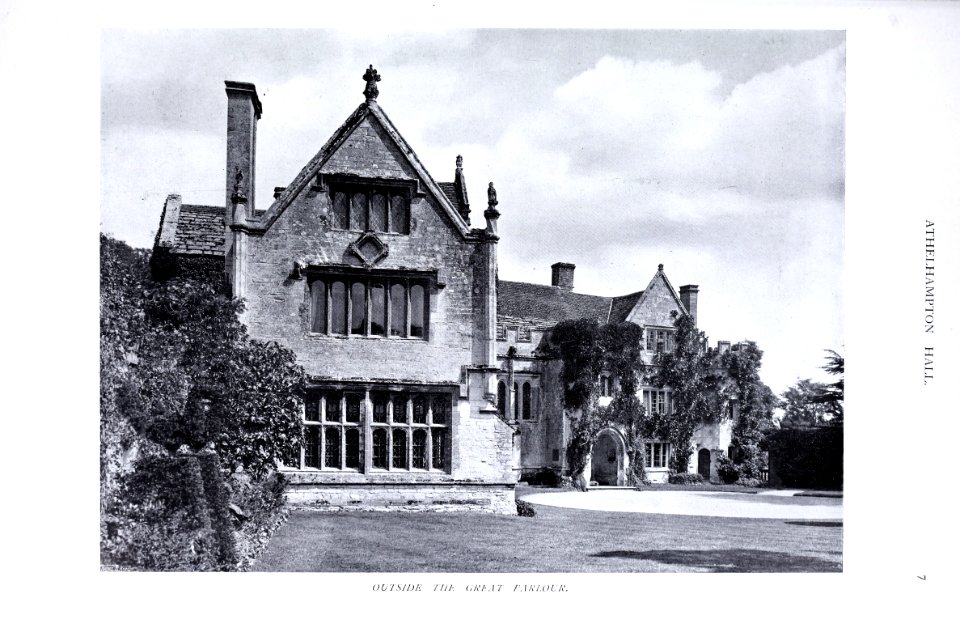 Gardens Old and New Vol 3 Athelhampton Hall outside the Great Parlour 0053