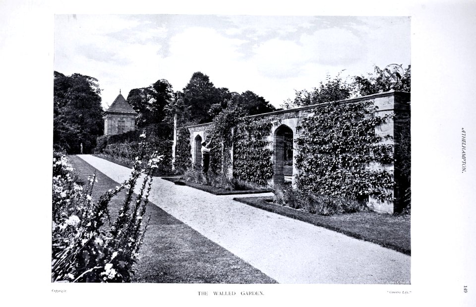 Gardens Old and New Vol 1 Athelhampton Hall 0181