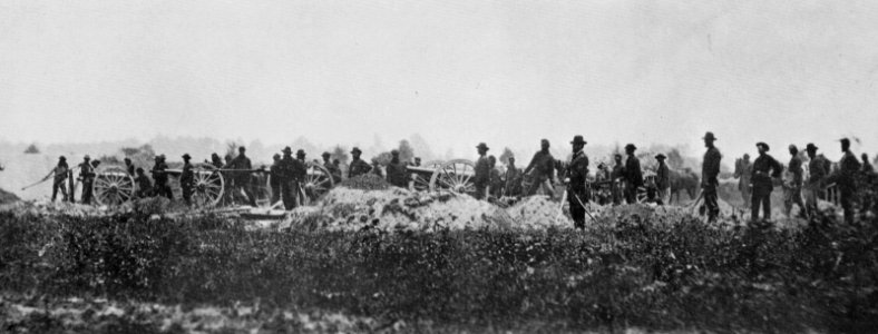 Gardner, Alexander - Leichte Artillerie bei der Belagerung von Petersburg, Virginia (Zeno Fotografie)