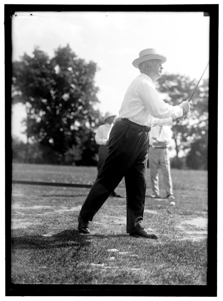 GARDNER, AUGUSTUS PEABODY. REP. FROM MASSACHUSETTS, 1902-1917. COL. AG. O, DURING WAR. PLAYING GOLF LCCN2016867402