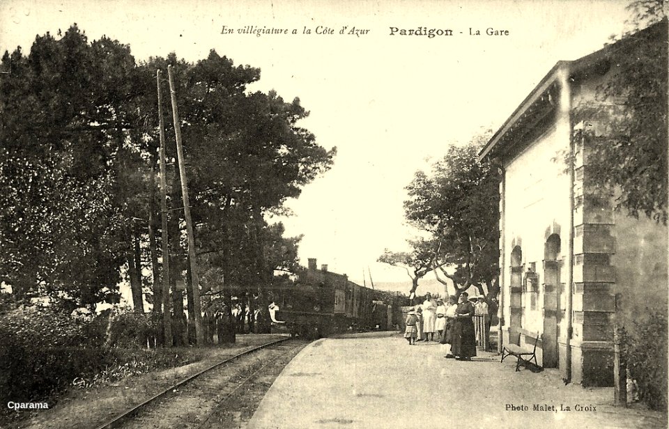Gare de Cavalaire Pardigon (2)