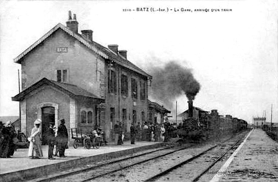 Gare-Batz-Locomotive-1900