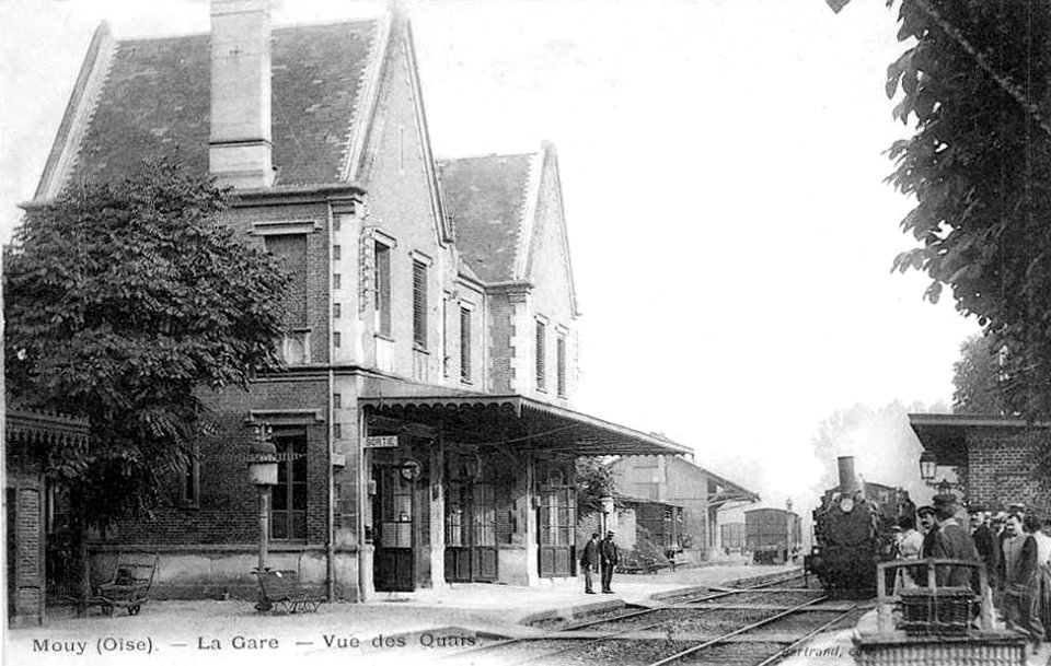 Gare-Mouy-quais-CPancienne