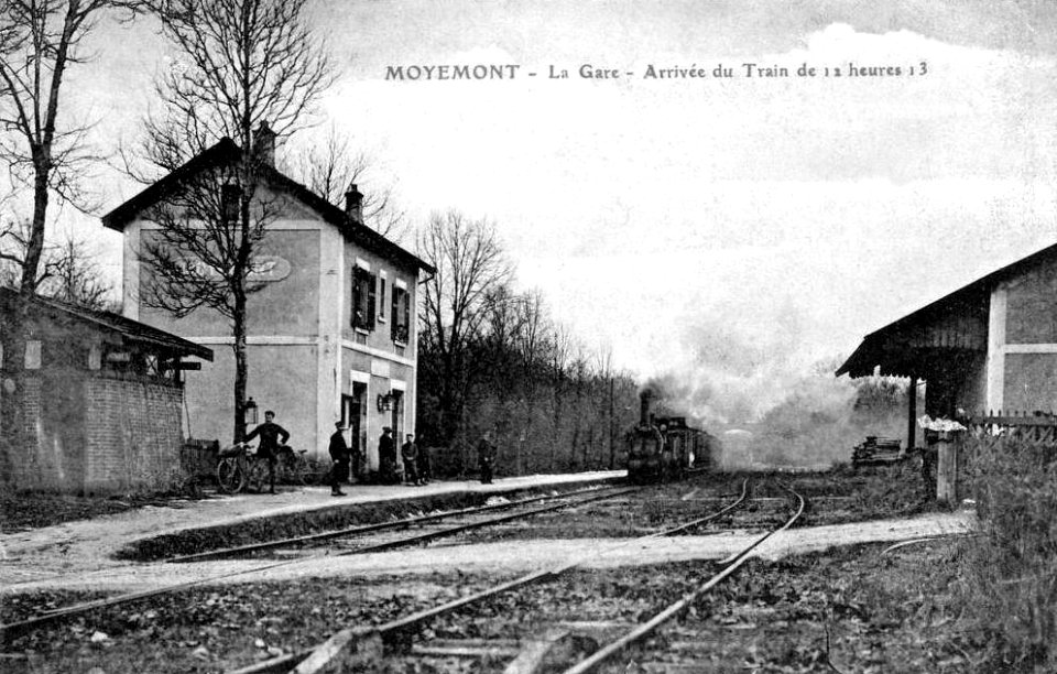 Gare-Moyemont-intérieur-CPancienne