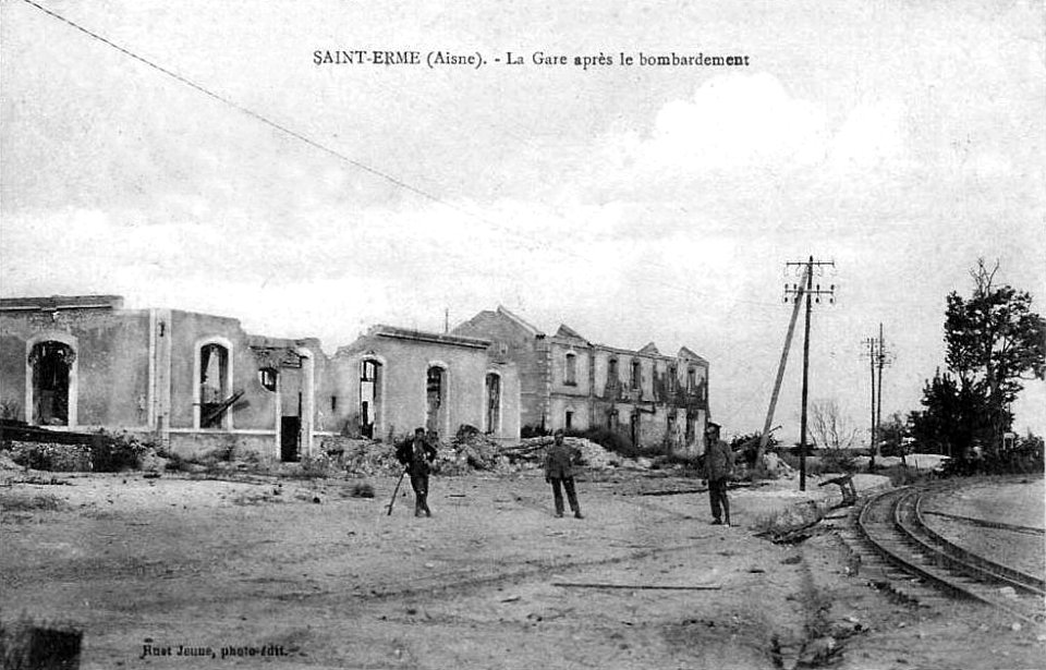 Gare-St-Erme-Bombardée-CPancienne