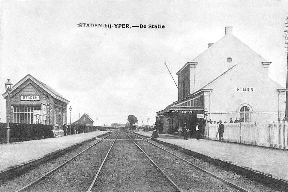 Gare-Staden-intérieur-CPancienne