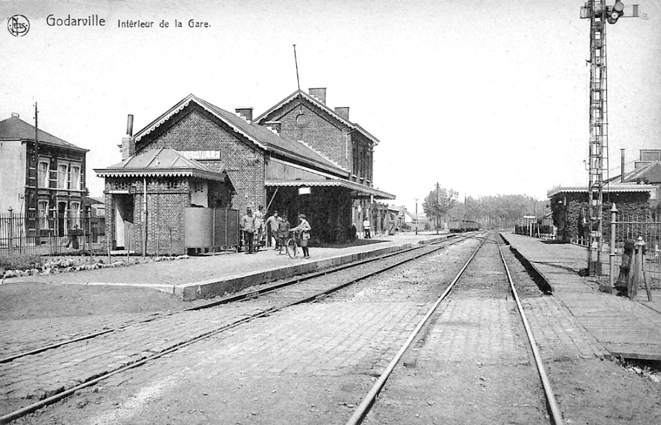 GareGodarvilleNonnonLacroix1910