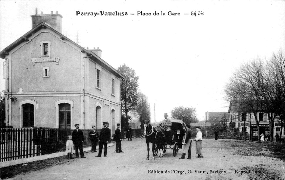 GarePerrayVaucluseVaurs