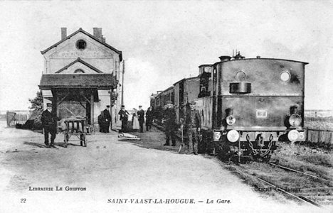 GareTrainStVaastLaHougue1900