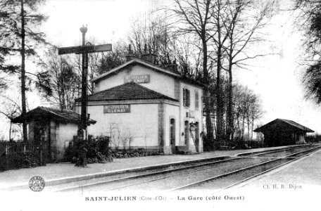 GareSaintJulienClenay1900intérieur