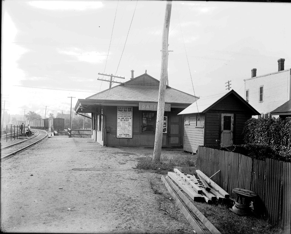 Garfield station - Bailey photo