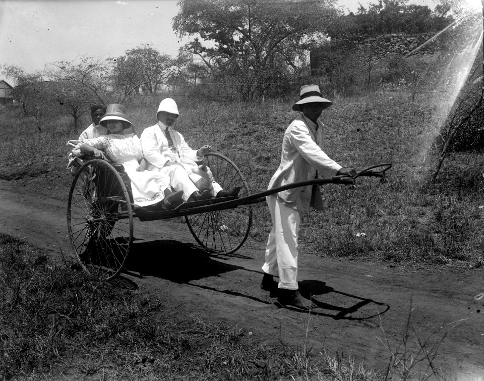 Gasquets pousse-pousse. Majunga, Mahajunga. Madagaskar - SMVK - 021943