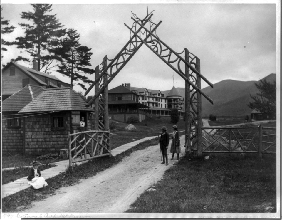 Gateway to Oak Mt. Rserve Resort hotel in the Adirondack Mts., N.Y. LCCN2003688920