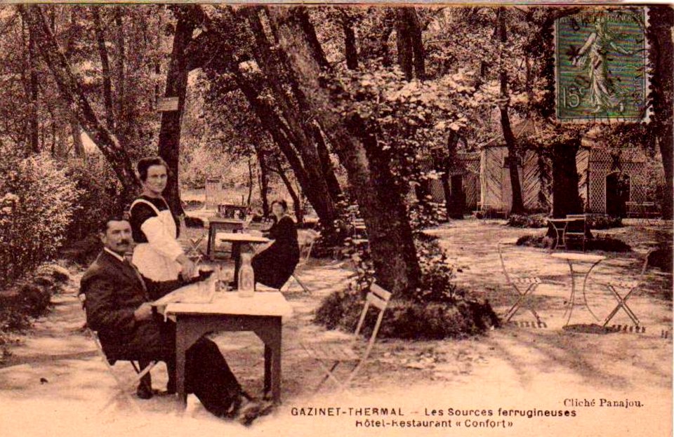 Gazinet - Parc des sources de Monsalut (Restaurant) 16