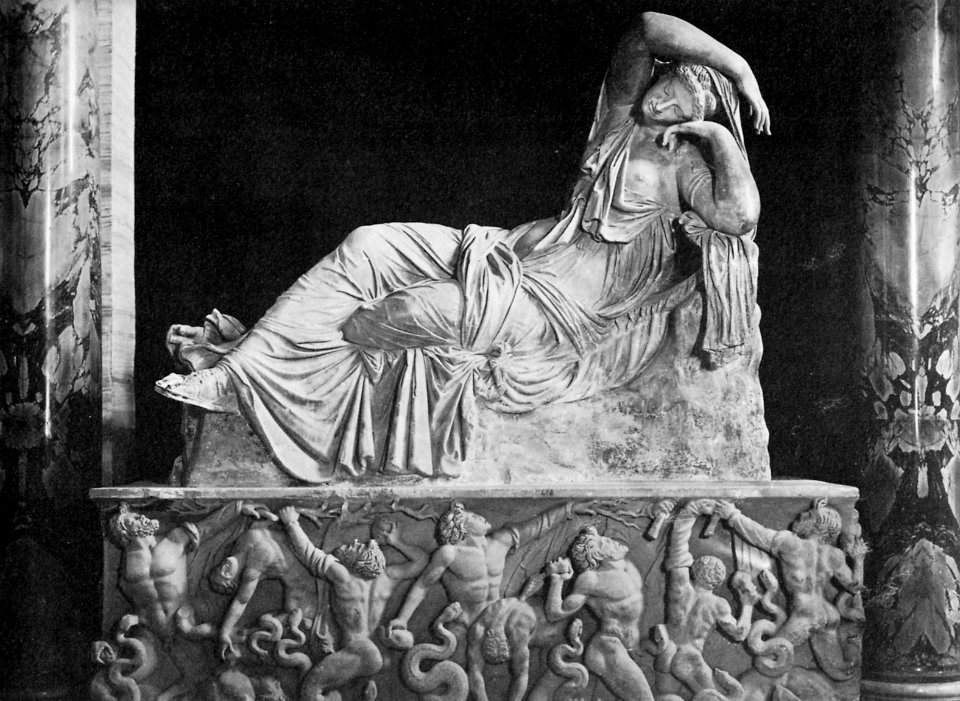 Gebrüder Alinari - Adrianna im Vatikanmuseum verlassen (Zeno Fotografie)