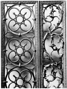 Gebrüder Alinari - Detail des Eisenzaun des Doms aus Prato (Zeno Fotografie)