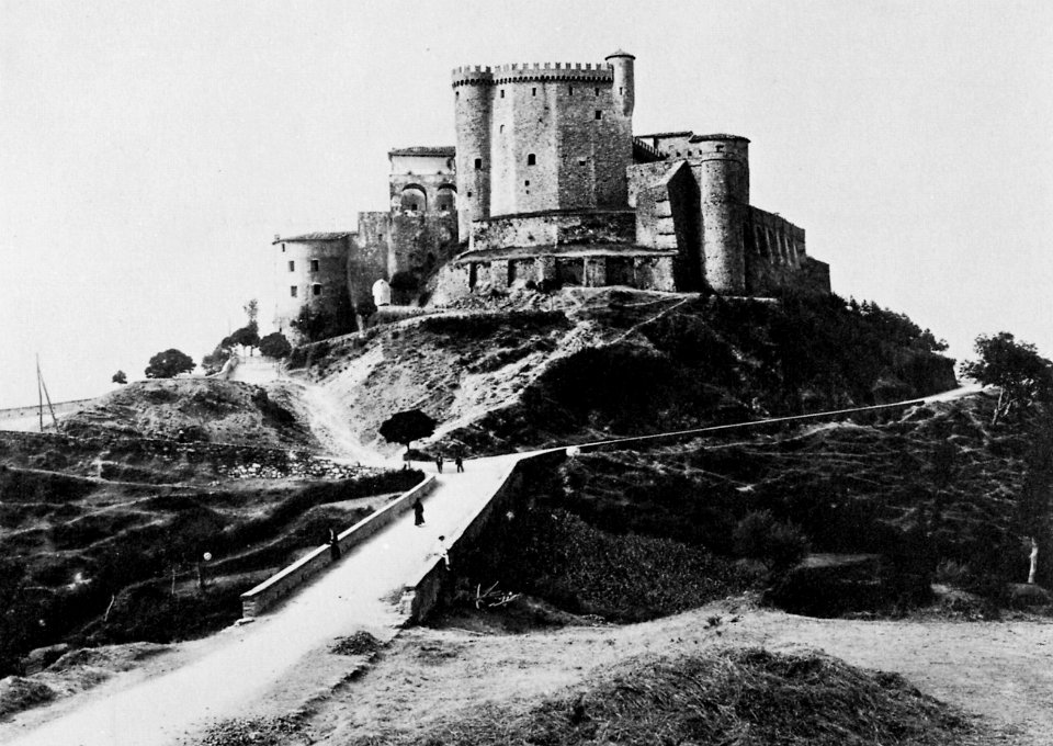 Gebrüder Alinari - Die Burg von Fosdinovo (Zeno Fotografie)