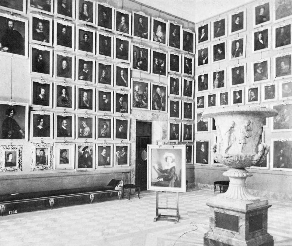 Gebrüder Alinari - Saal der Malerporträts in Uffizi (Zeno Fotografie)