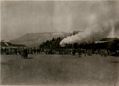 Gefangene Italiener auf der Sammelstation Seebach bei Villach. (BildID 15506688)