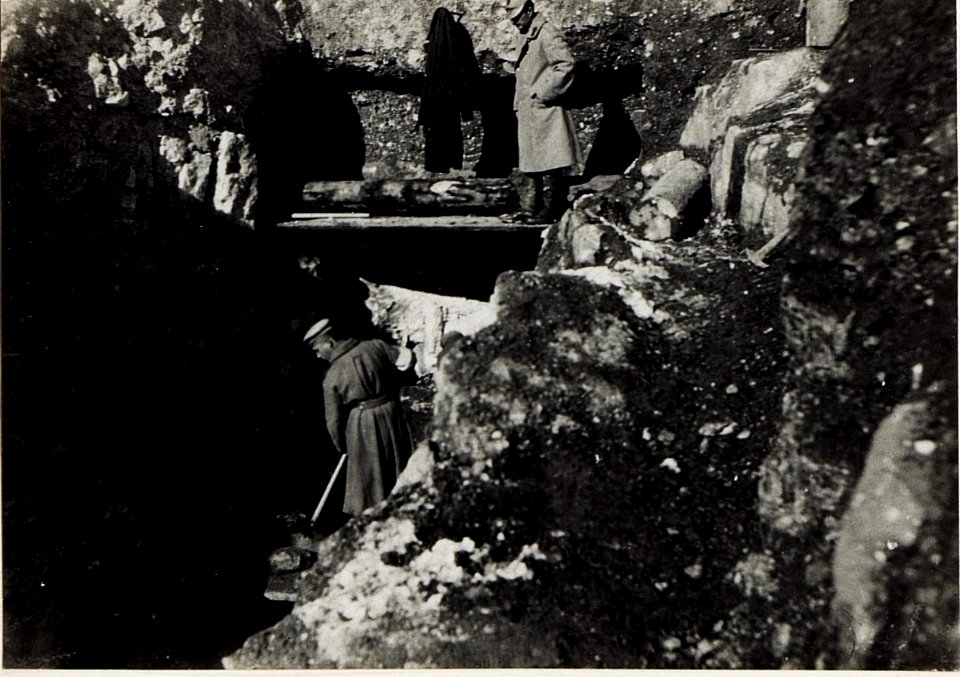 Gefangene Russen beim Bau des St.Christina - Tunnels. (BildID 15580729)