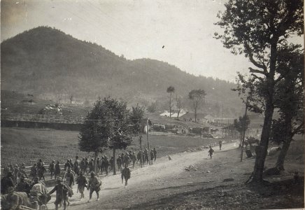 Gefangene Italiener a.d.XI.Isonzoschlacht bei Lokve22.8.17. (BildID 15598407)