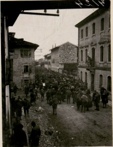 Gefangene Italiener in Tolmezzo (BildID 15735852)