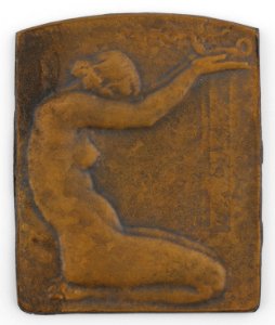 Geknielde vrouw met brandende olielamp, plaquette by Pierre Theunis, Belgium, (1936), Coins and Medals Department of the Royal Library of Belgium, 2N114 - 12 (recto)