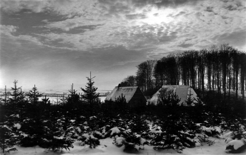 Gehöft bei Rönne im Winter (Kiel 70.228)