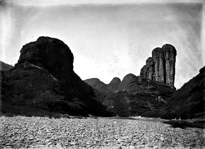 Gemmy Damsel's Mirror-stand Peak near Sing Chang Tea Mart