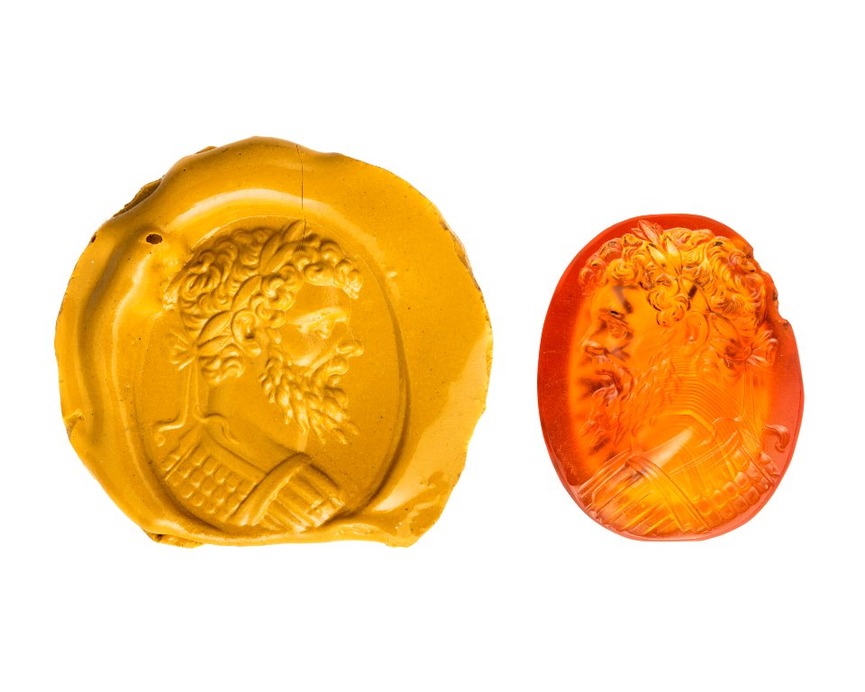 Gem av karneol föreställande Kejsare Septimus Severus, romersk - Hallwylska museet - 110381